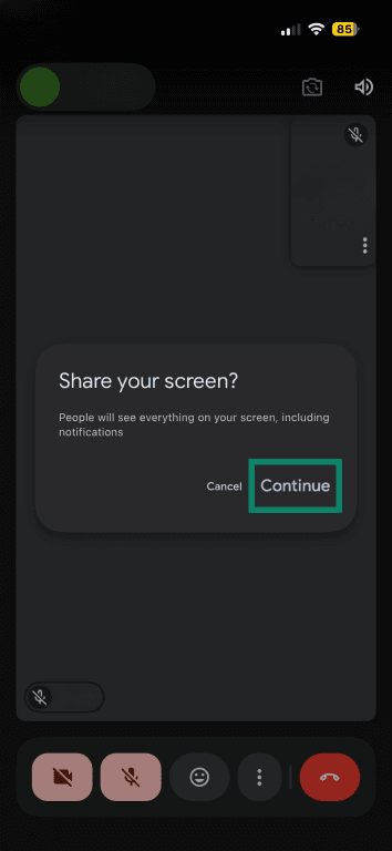 Continue option to confirm screen sharing in the Google Meet mobile app